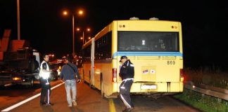 Pijanac oteo bus 105 pa udario pešaka i biciklistu oteti autobus 105