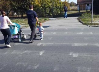 OPREZ! Izbledali pešački prelazi rizični za pešake Pešački prelaz