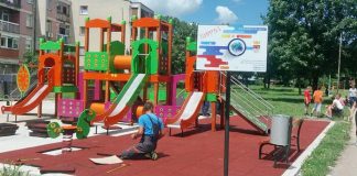 Novo dečje igralište u Borči – „Švrća“ Dečje igralište Švrća
