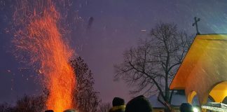 Tradicionalna šetnja konjima po Borči (VIDEO) Hram Svetog oca Nikolaja