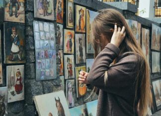 Humanitarna prodajna izložba učenika OŠ „Olga Petrov“ u CK „Vlada Divljan“ Humanitarna prodajna izložba