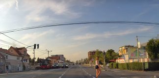 Koliko saobraćajnih prekršaja vidite na ovom snimku sa Zrenjaninca? Zrenjaninksi put