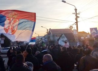 U Borči održana molitvena litija i moleban za spas pravoslavog naroda u Crnoj Gori (VIDEO)